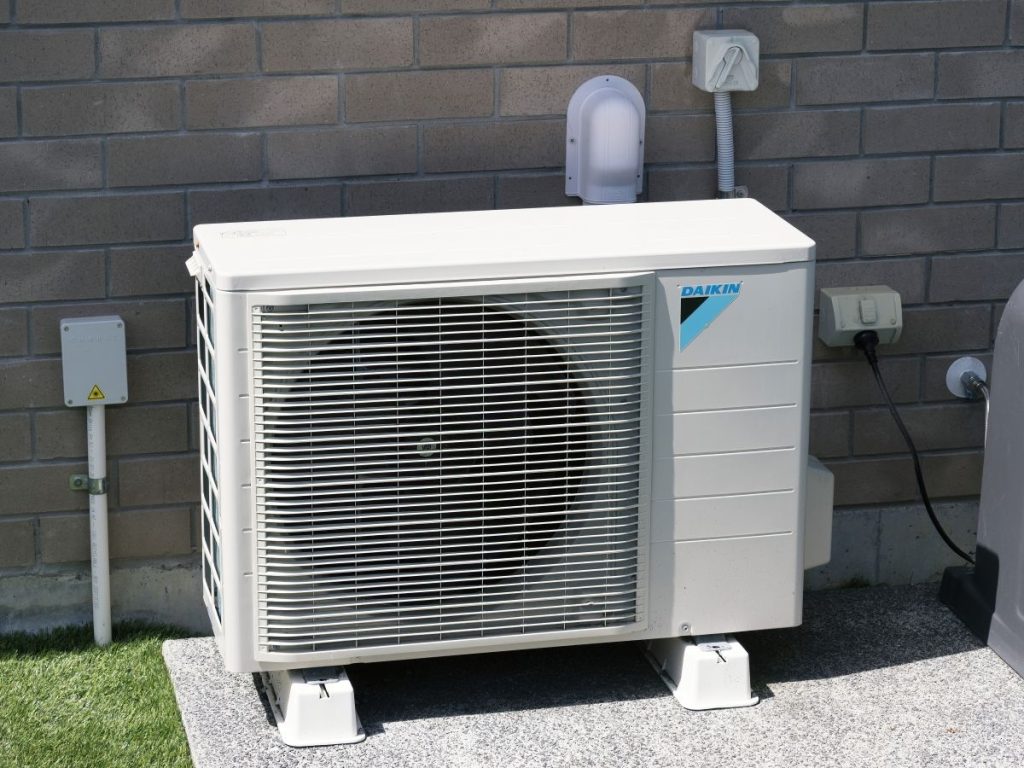 Daikin-air-conditioner-split-system-outdoor-unit-